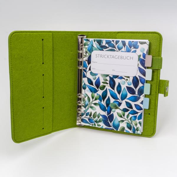 Stricktagebuch - Projektplaner - Ringbuchordner aus Filz mit Stricktagebuch